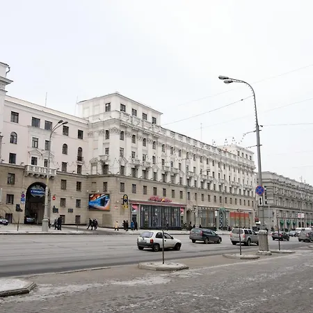 Nezavisimosty 23, Mcdonalds Appartamento Minsk
